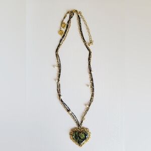 betsey johnson necklace